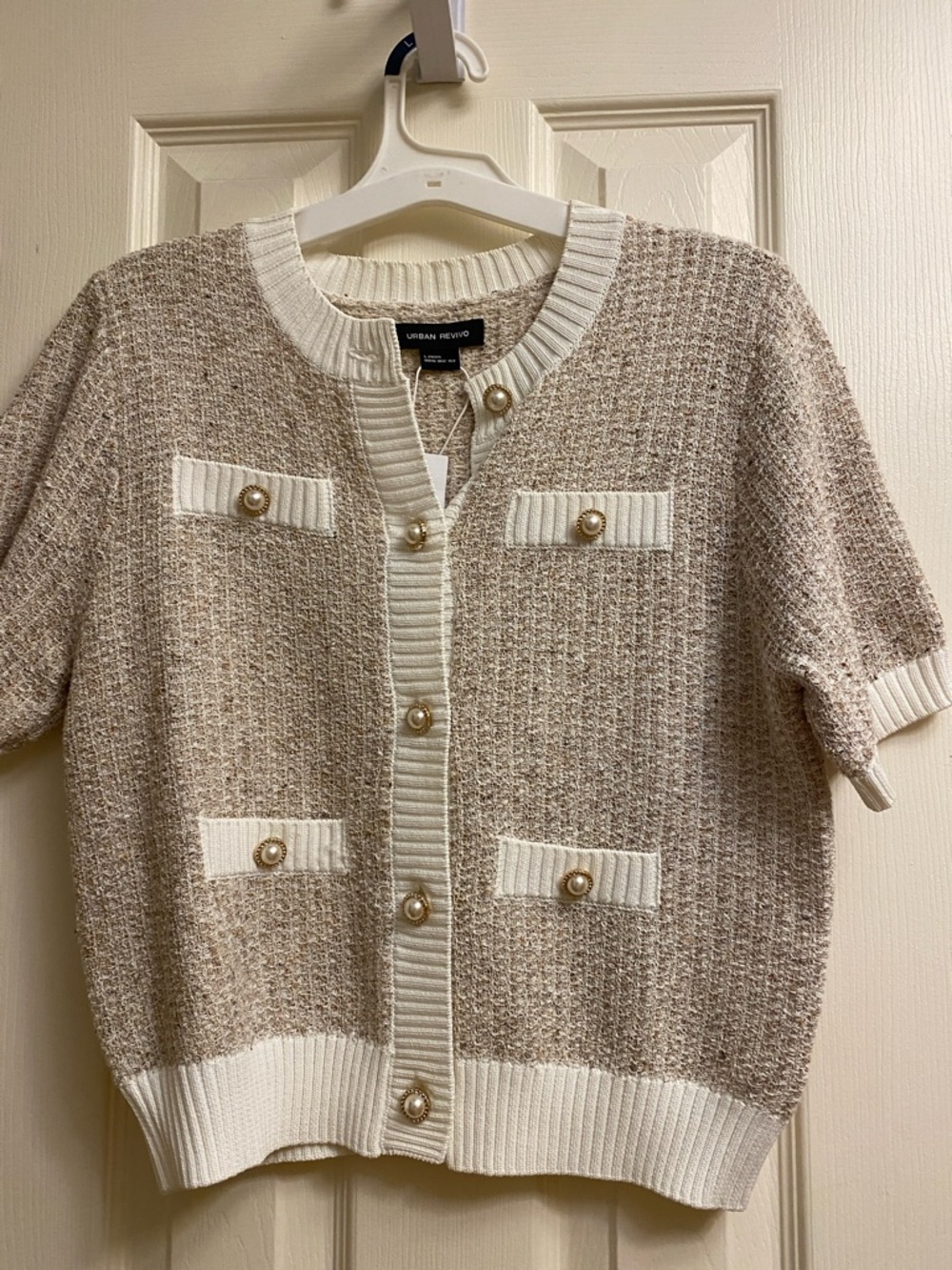 NWT Urban Revivo Women's Contrast Trim Cardigan Sweater L - Picture 2 of 5